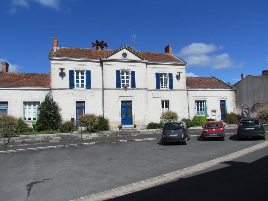 L'Ancien Hotel De Ville Foussais Экстерьер фото